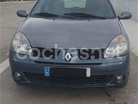 Usado Renault Clio II Expression 65 CV (47 kW) 2005 Azul Berlina