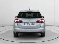 Usado Opel Astra Selective 110 CV (80 kW) 2017 Gris Familiar