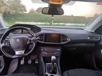 Usado Peugeot 308 Active 125 CV (91 kW) 2014 Blanco Berlina