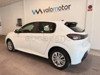 Usado Peugeot 208 Active 100 CV (73 kW) 2021 Blanco Utilitario