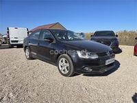 Usado VW Jetta Advance 105 CV (77 kW) 2011 Negro Berlina