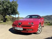 Usado Alfa Romeo GTV 150 CV (110 kW) 2003 Rojo Coupe