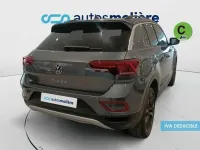 Usado VW T-Roc 110 CV (80 kW) 2023 Gris SUV