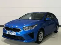 Usado Kia Ceed 100 HP (73 kW) 2019 Azul Citadino