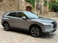 Usado Mitsubishi Eclipse Cross 188 CV (138 kW) 2024 Gris / plata SUV