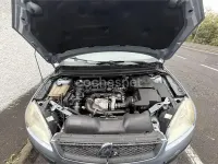 Usado Ford Focus Ambiente 90 CV (66 kW) 2007 Azul Berlina