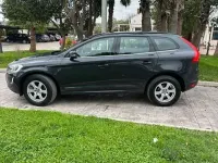 Usado Volvo XC60 Momentum 190 CV (139 kW) 2016 Azul SUV