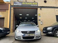 Usado VW Eos 140 CV (102 kW) 2010 Gris / plata Descapotable
