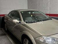 Usado Renault Mégane Cabriolet Dynamique 120 CV (88 kW) 2005 Beige Descapotable