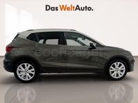 Usado Seat Arona Xperience 115 CV (84 kW) 2025 Gris / plata SUV
