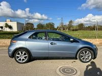 Usado Honda Civic Executive 140 CV (102 kW) 2007 Gris / plata Berlina