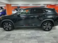 Usado Lexus NX300h Sport Line 197 CV (144 kW) 2021 Negro SUV