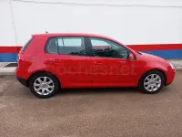 Usado VW Golf IV Trendline 105 CV (77 kW) 2006 Rojo Berlina