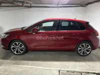 Usado Citroën C4 114 CV (83 kW) 2015 Granate Berlina