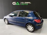 Usado Peugeot 307 110 CV (80 kW) 2003 Azul Berlina