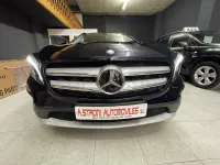 Usado Mercedes GLA200 136 CV (100 kW) 2017 Azul SUV
