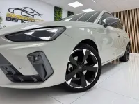 Usado Cupra Leon 150 CV (110 kW) 2024 Gris Utilitario