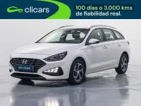 Usado Hyundai i30 120 CV (88 kW) 2023 Blanco Familiar