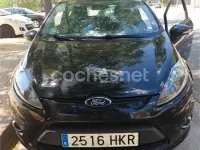 Usado Ford Fiesta Trend 82 CV (60 kW) 2012 Negro Berlina
