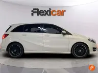 Usado Mercedes B200 136 CV (100 kW) 2017 Blanco Utilitario