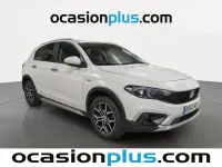Begagnad Fiat Tipo Cross 130 HK (95 kW) 2023 Vit Sedan