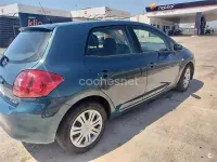 Usado Toyota Auris 97 CV (71 kW) 2007 Azul Utilitario
