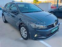 Usado VW Polo Advance 80 CV (58 kW) 2018 Gris / plata Berlina