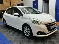 Usado Peugeot 208 Business-Line 75 CV (55 kW) 2017 Blanco Utilitario