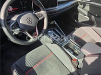 Usado VW Golf VIII GTI Clubsport 301 CV (221 kW) 2025 Gris / plata Berlina