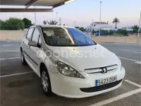 Usado Peugeot 307 110 CV (80 kW) 2005 Blanco Berlina