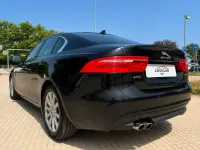 Usado Jaguar XE Pure 181 CV (133 kW) 2016 Negro Berlina
