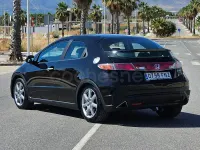 Usado Honda Civic Executive 140 CV (102 kW) 2007 Negro Berlina