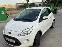Usado Ford Ka 69 CV (50 kW) 2014 Blanco Berlina