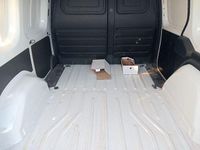 Usado Mercedes Citan 108 75 CV (55 kW) 2023 Blanco Berlina