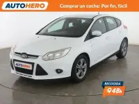 Używany Ford Focus 125 KM (91 kW) 2014 Biały Sedan/Limuzyna