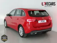 Usado Mercedes B180 116 CV (85 kW) 2019 Rojo Utilitario