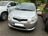 Usado Toyota Auris 90 CV (66 kW) 2008 Gris / plata Utilitario