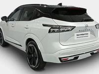 Nuevo Nissan Qashqai 140 CV (102 kW) 2025 Lunar white con techo midnight SUV