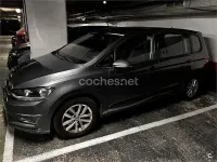 Usado VW Touran Edition 110 CV (80 kW) 2017 Gris / plata Monovolumen