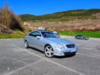 Usado Mercedes CLK270 Elegance 170 CV (125 kW) 2004 Gris / plata Coupe