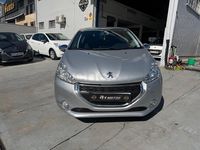 Usado Peugeot 208 Active 82 CV (60 kW) 2014 Gris / plata Utilitario