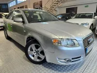 Usado Audi A4 163 CV (119 kW) 2006 Gris / plata Berlina