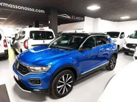 Usado VW T-Roc Advance 110 CV (80 kW) 2022 Azul SUV