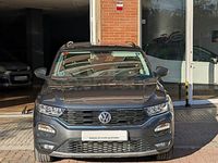 Usado VW T-Roc Advance 115 CV (84 kW) 2020 Gris / plata SUV