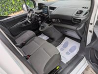 Usado Peugeot Partner Premium 100 CV (73 kW) 2019 Blanco Monovolumen