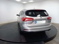 Usado Ford Focus Trend+ 121 CV (88 kW) 2019 Gris Familiar