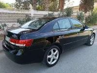 Usado Hyundai Sonata Style 140 CV (102 kW) 2008 Negro Berlina
