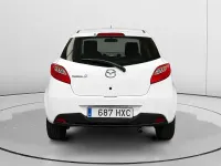 Usado Mazda 2 Style+ 75 CV (55 kW) 2014 Blanco Utilitario