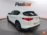 Usado Alfa Romeo Stelvio Sprint 200 CV (147 kW) 2021 Blanco SUV