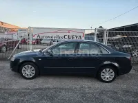 Usado Audi A4 140 CV (102 kW) 2005 Negro Berlina